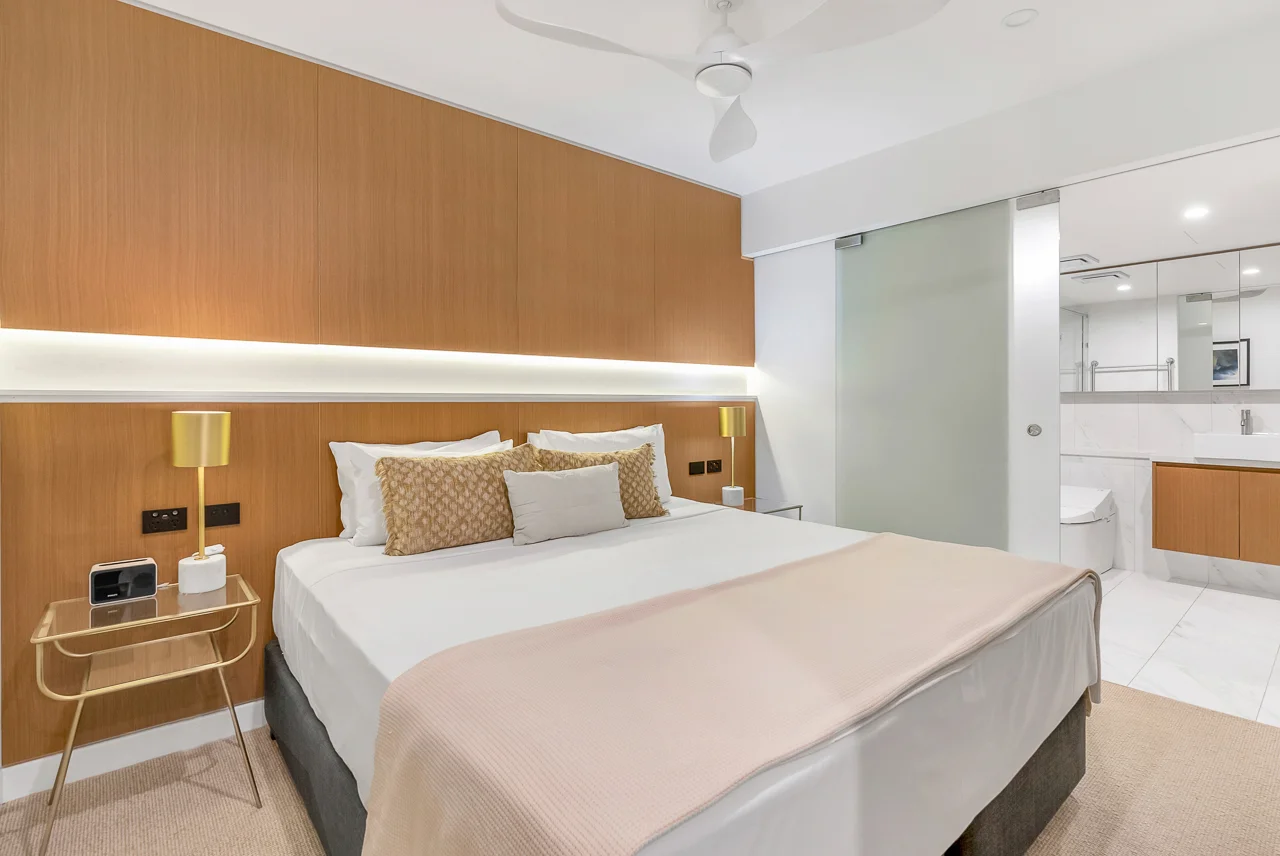 Real Estate HDR Image Editing Bright Bed Room